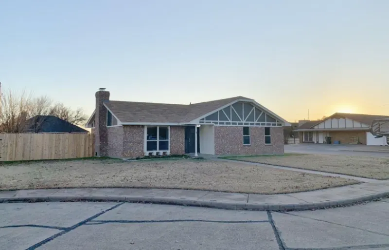 6 Shady Brook Ct, Wichita Falls, TX 76310