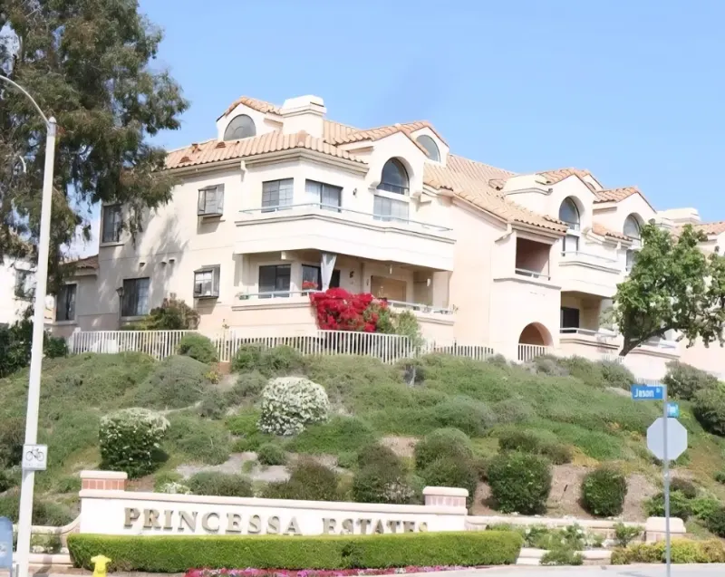 18123 Erik Ct, Unit 357, Canyon Country, CA 91387