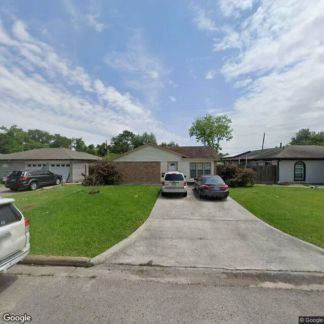 914 Temple Cir, Hitchcock, TX 77563